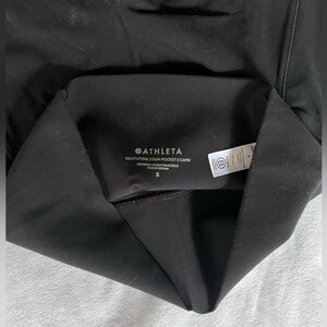 Selling Athleta leggings , no stains no rips